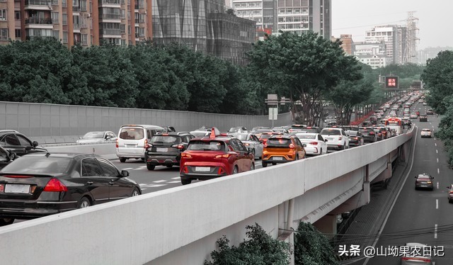 國慶高速公路實(shí)時(shí)路況_自駕旅途體驗分享_路況