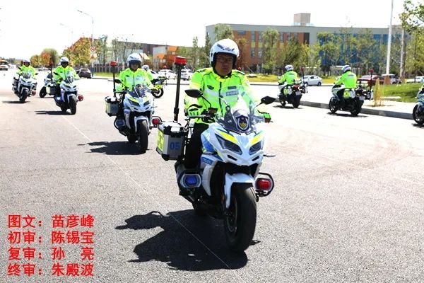 出行提示_道路交通事故行人盲區_大型車(chē)輛盲區避免方法