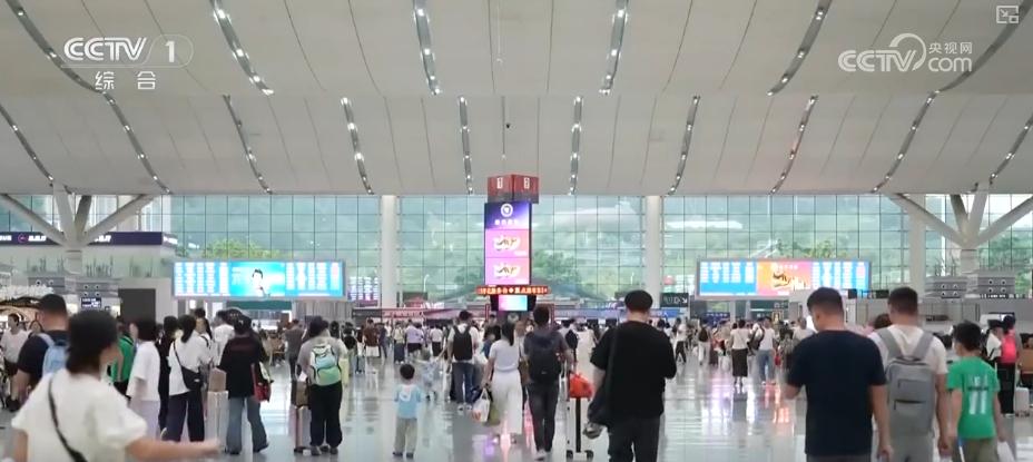 出行提示_2025國慶中秋假期交通出行情況_自駕出行預測數據