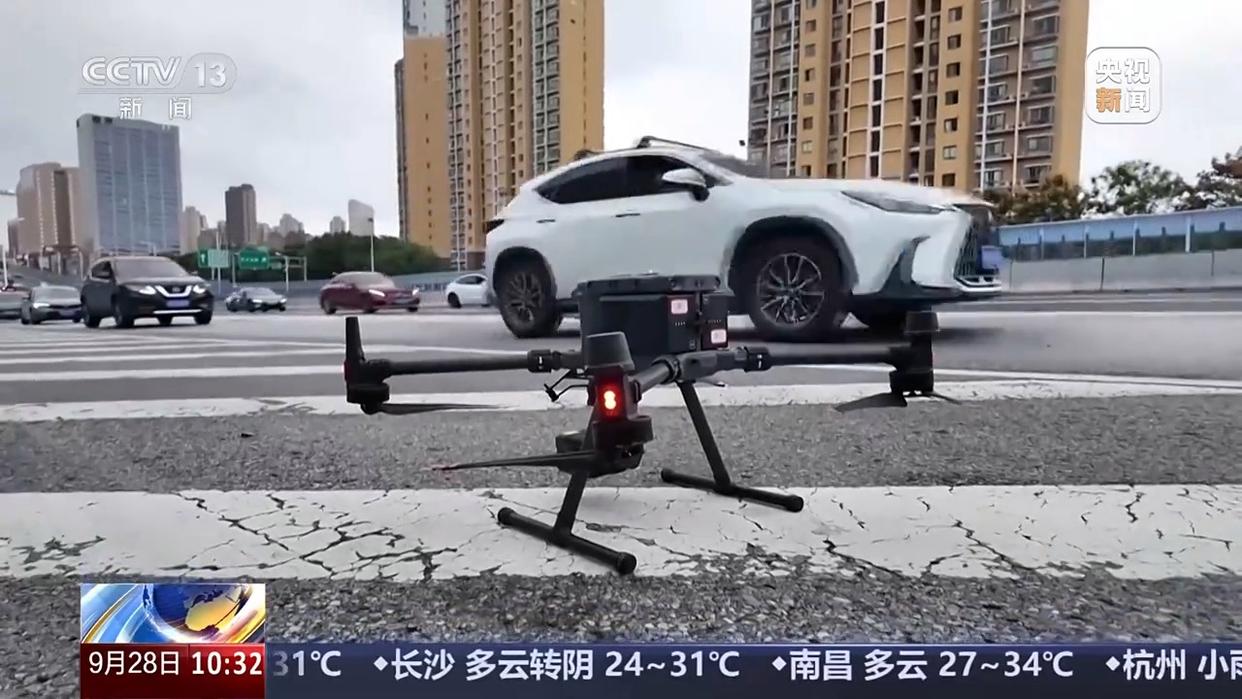 無(wú)信號燈路口通行規則_出行提示_國慶中秋假期交通安全風(fēng)險