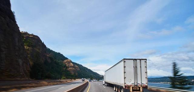 路況_美國高速公路問(wèn)題_美國道路狀況差