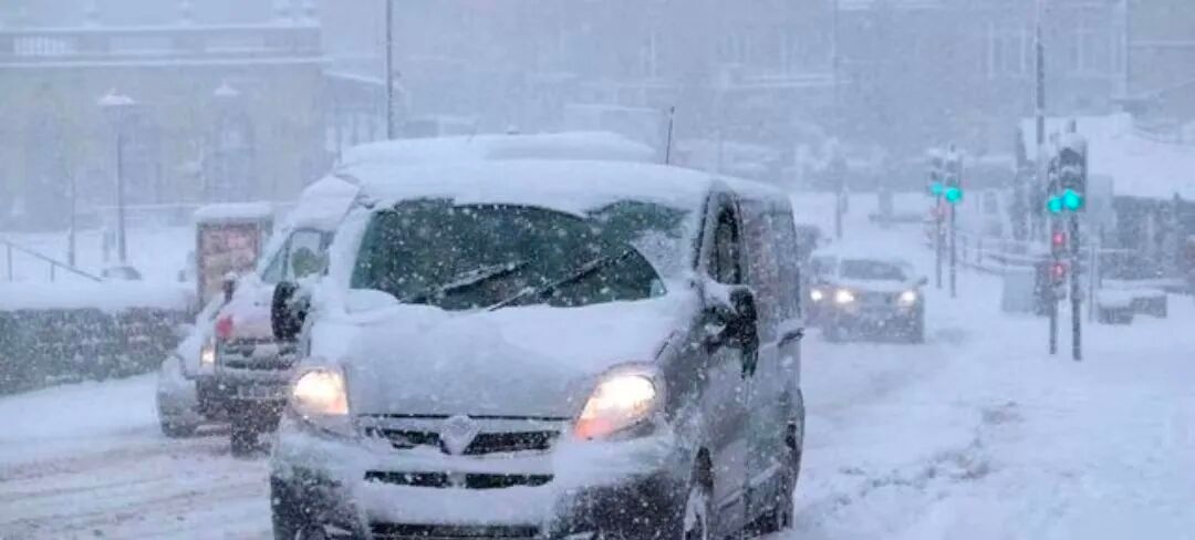 雪天駕駛安全技巧_出行提示_駕車(chē)出行前的車(chē)輛準備