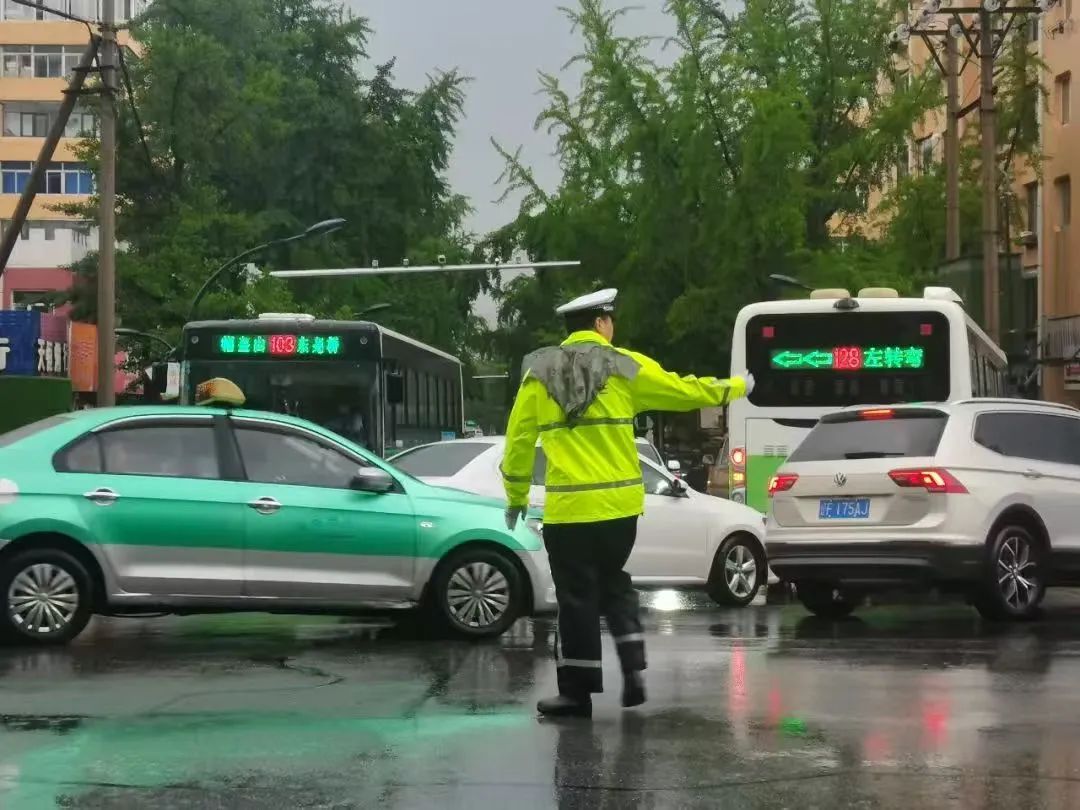 禁行扣幾分罰款多少_禁行_禁行標識牌圖片大全