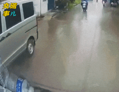 雨雪天氣出行安全提示_出行提示_冬季雨雪天氣駕車(chē)注意事項