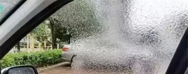 出行提示_降雪天氣開(kāi)車(chē)注意事項_雪地行車(chē)安全技巧